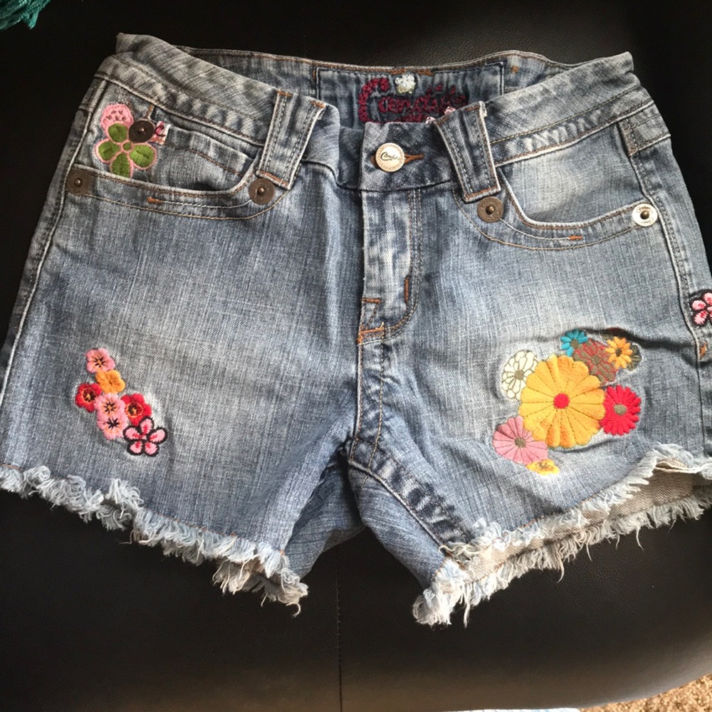 Candies Shorts Size 3